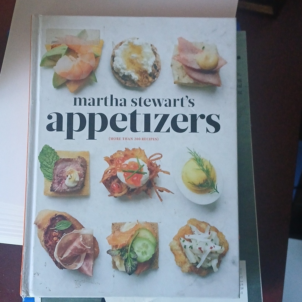 Martha Stewart's Appetizers Cocktail Cookbook 2015 First Edition Hardback